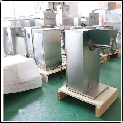 เครื่องอัดเม็ดแบบแห้ง 100 กก. / ชม. - 1,000 กก. / ชม. Yk Type Oscillating Granulator Machine