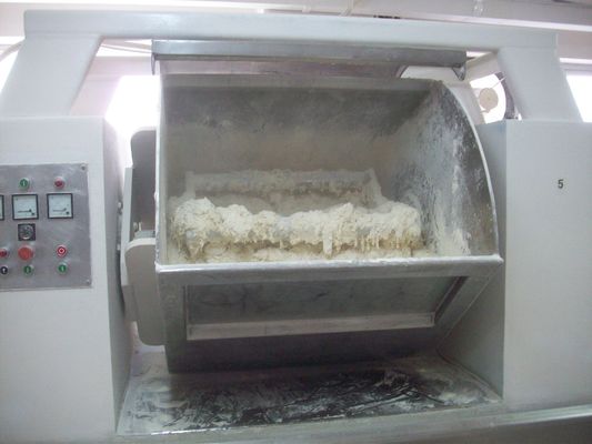 เครื่องผสมอุตสาหกรรม 380V 440V เครื่องผสมผงแห้ง 150 กก. / ชุด